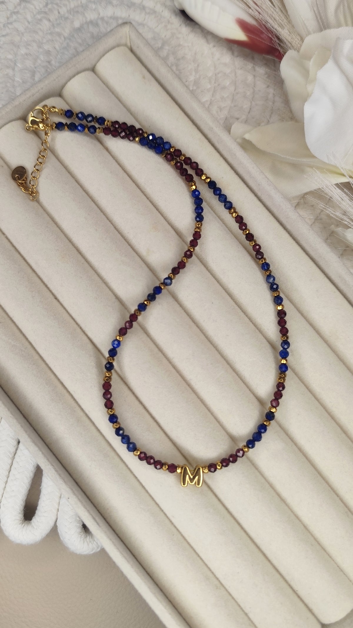 Lapis Lazuli i Granat z Literką M